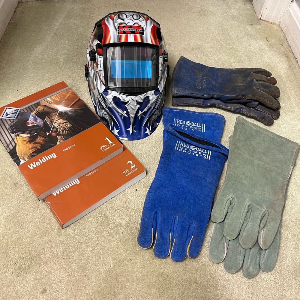 Welding Helmet lot book level 1 level 2 and 3 pair of gloves,  resistant shirt